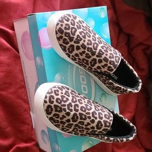 SODA SHOES